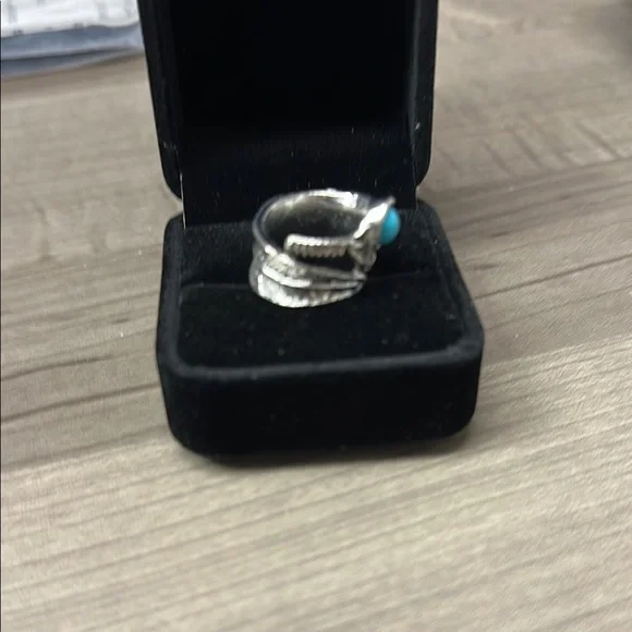 ❣️5 items $25 Unlisted Silver and Blue Bohemian Ring 🆕 - Picture 2 of 4